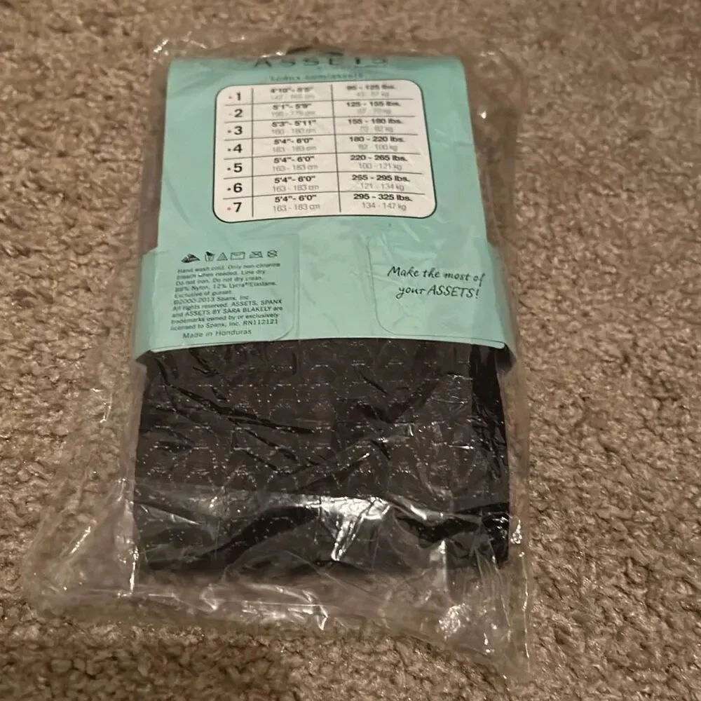 Love Assets By Spanx Size 2 Shaping Smoothing Tights Black Textured Wishbone New